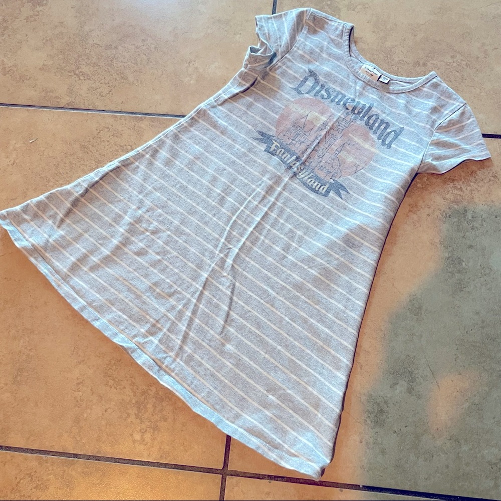 Disney Parks Disneyland girl dress
